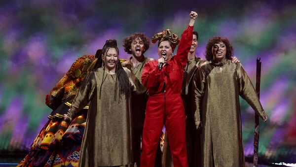 Россиянка Манижа выступает во время финала 65-го конкурса Евровидение-2021 в конференц-центре Ahoy в Роттердаме - Sputnik Армения