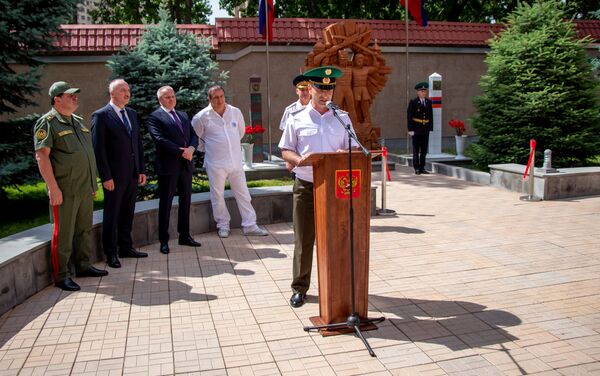 Երևանում բացվեց հայ-ռուսական բարեկամության հուշարձան - Sputnik Արմենիա