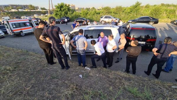 Сотрудники правоохранительных органов осматривают место преступления (31 мая 2021). Эчмиадзин - Sputnik Армения