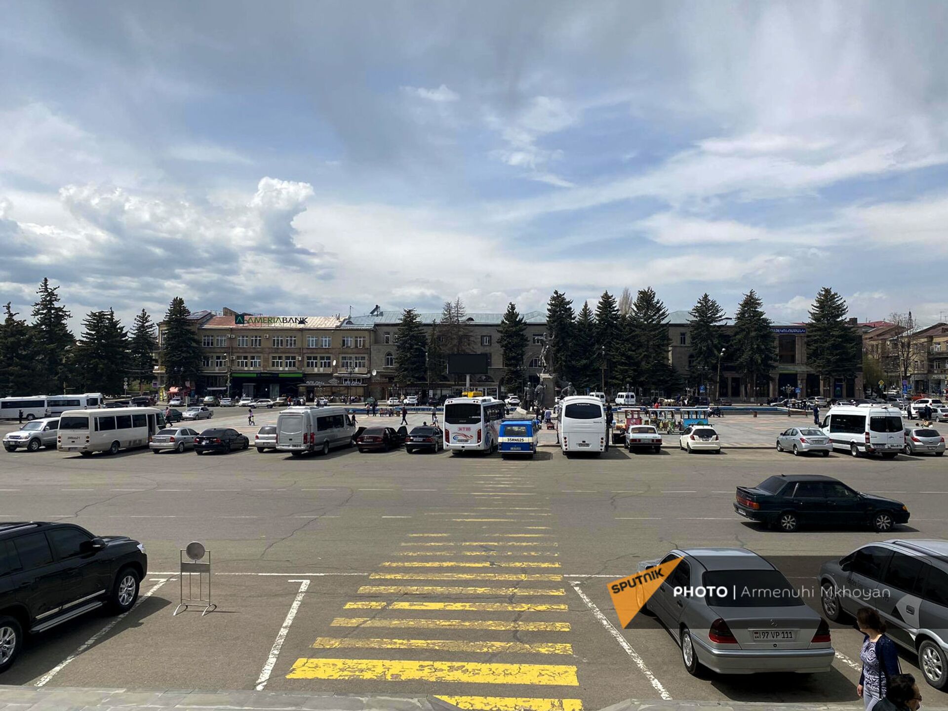 Շատ տուրիստներ արդեն «հարազատ հաճախորդներ» են. Գյումրիում զբոսաշրջային ակտիվություն է Շատ տուրիստներ արդեն «հարազատ հաճախորդներ» են. Գյումրիում զբոսաշրջային ակտիվություն է - Sputnik Արմենիա, 1920, 02.06.2021