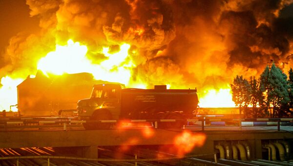 Пожар на нефтеперерабатывающем заводе в Тегеране (2 июня 2021). Иран - Sputnik Արմենիա