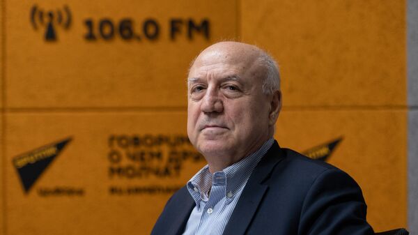 Лидер партии «Национальное Единение» Арташес Гегамян в гостях радио Sputnik Армения - Sputnik Армения