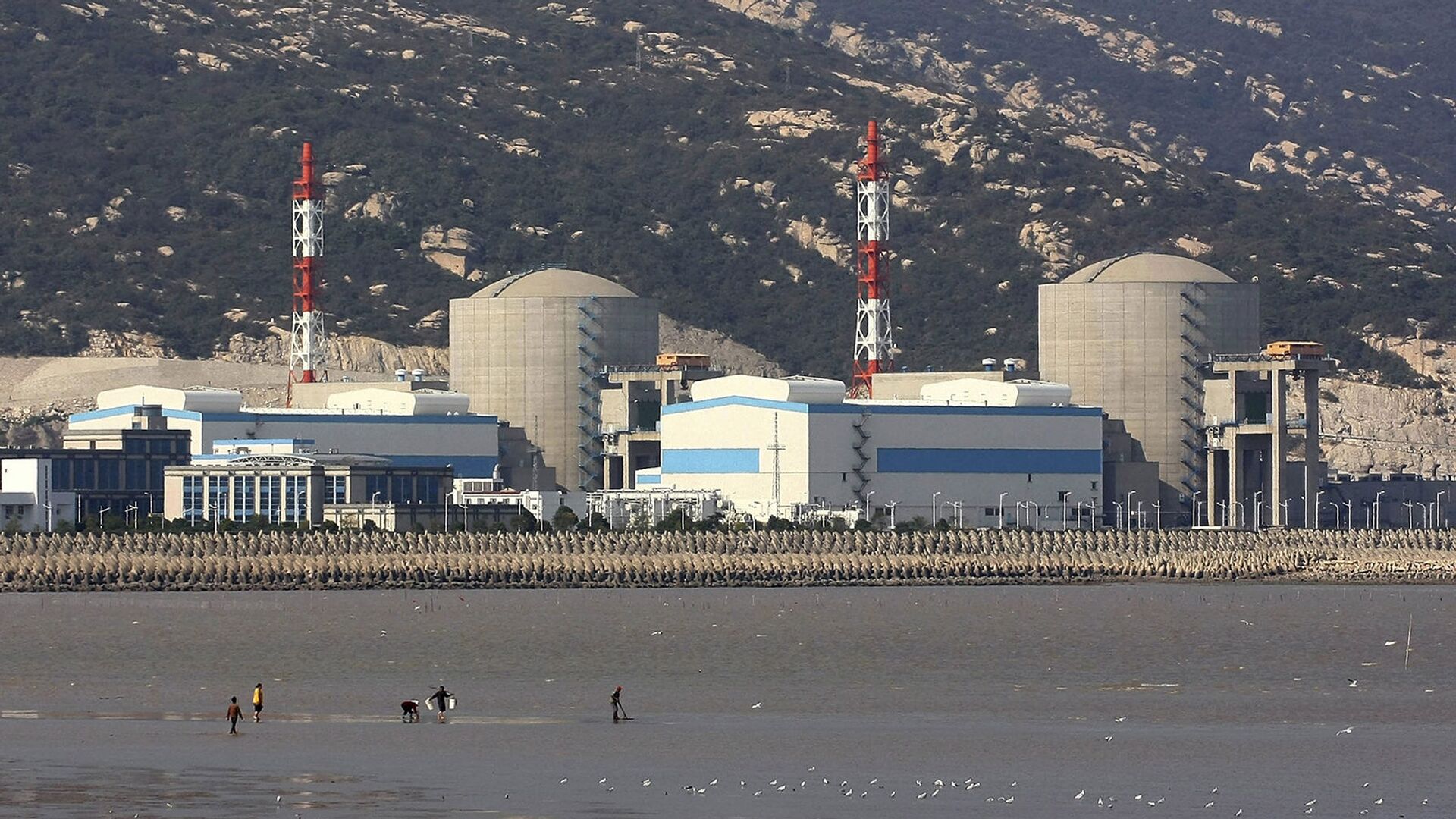 АЭС Тяньвань в Ляньюньгане в провинции Цзянсу на востоке Китая - Sputnik Армения, 1920, 14.06.2021