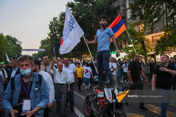 «Հայաստան» դաշինքի երթը Երևանում «Հայաստան» դաշինքի երթը Երևանում - Sputnik Արմենիա
