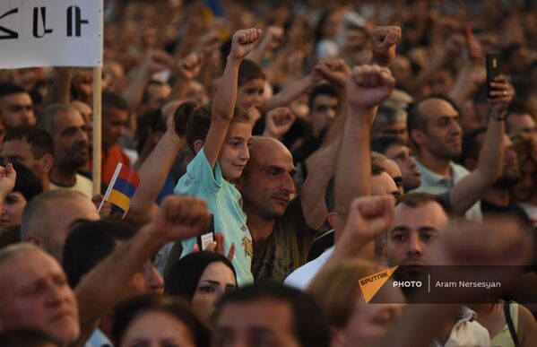«Քաղաքացիական պայմանագիր» կուսակցության հանրահավաքը Երևանում. 21.06.21 «Քաղաքացիական պայմանագիր» կուսակցության հանրահավաքը Երևանում. 21.06.21 - Sputnik Արմենիա