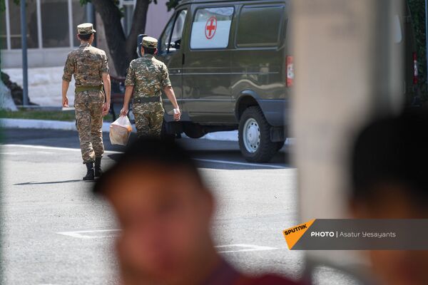 Զինվորները կենտրոնական հավաքակայանում - Sputnik Արմենիա