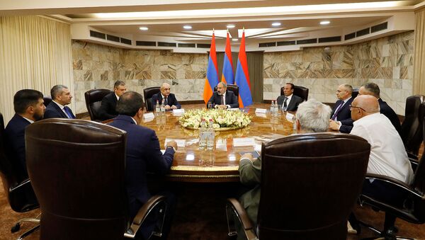 И.о. премьер-министра Никол Пашинян встретился с лидерами внепарламентских партий (9 июля 2021). Еревaн - Sputnik Армения