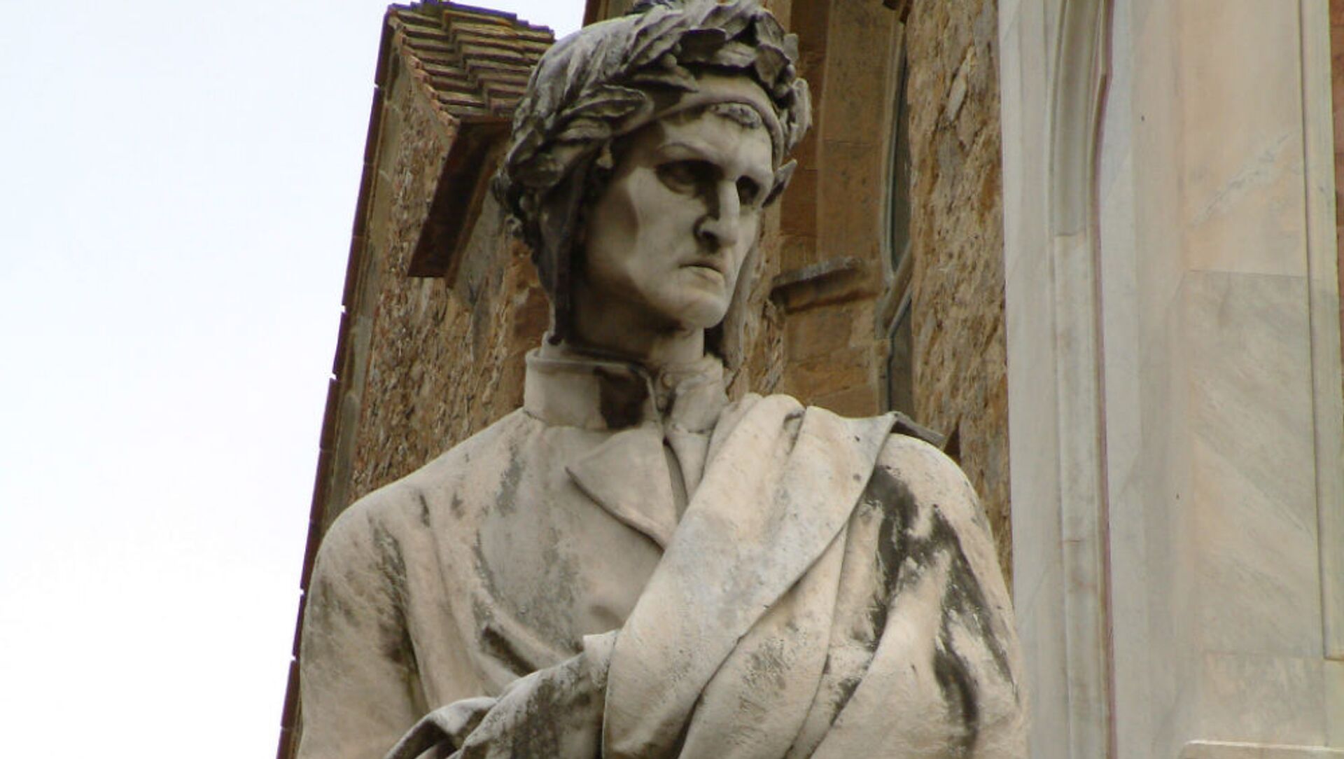 Памятник Данте Алигьери во Флоренции - Sputnik Армения, 1920, 11.07.2021