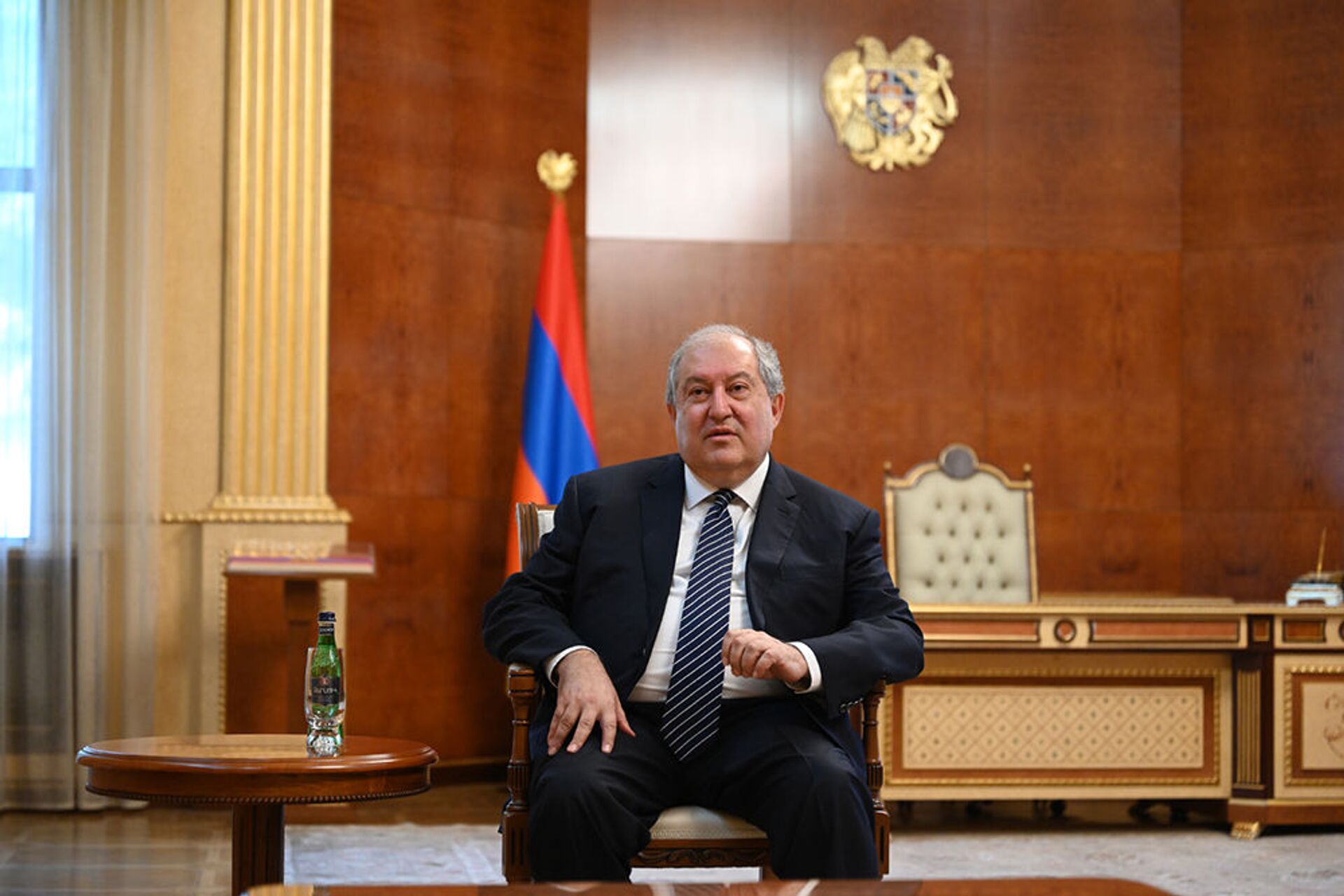 Նախագահն ընդունել է ոստիկանապետին, ԱԱԾ տնօրենին ու ՊՊԾ պետին Նախագահն ընդունել է ոստիկանապետին, ԱԱԾ տնօրենին ու ՊՊԾ պետին - Sputnik Արմենիա, 1920, 13.07.2021