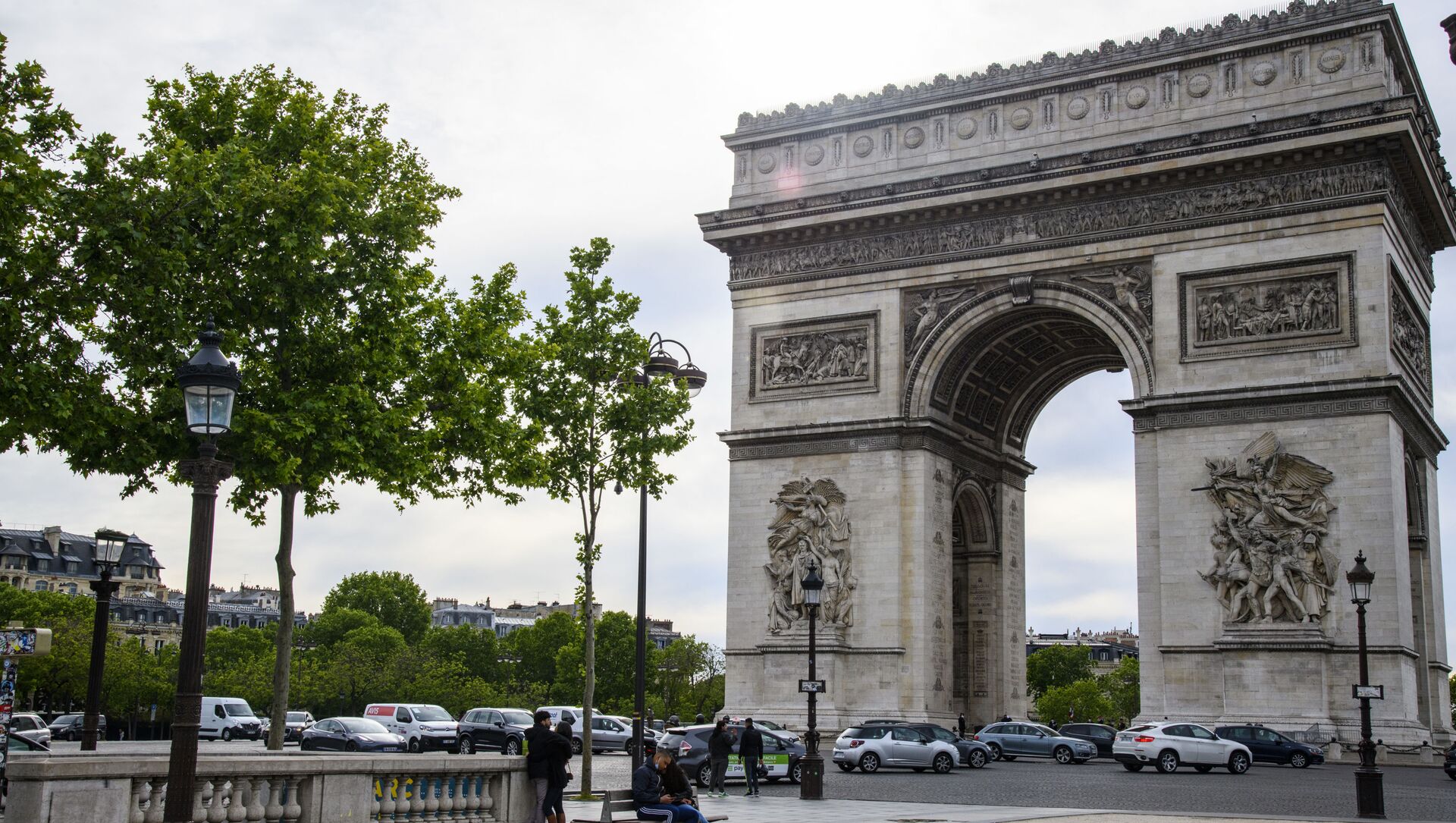 Триумфальная арка в Париже. - Sputnik Армения, 1920, 13.07.2021