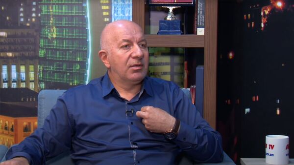 Тигран Ованнисян во время интервью на канале Bac.TV  - Sputnik Արմենիա