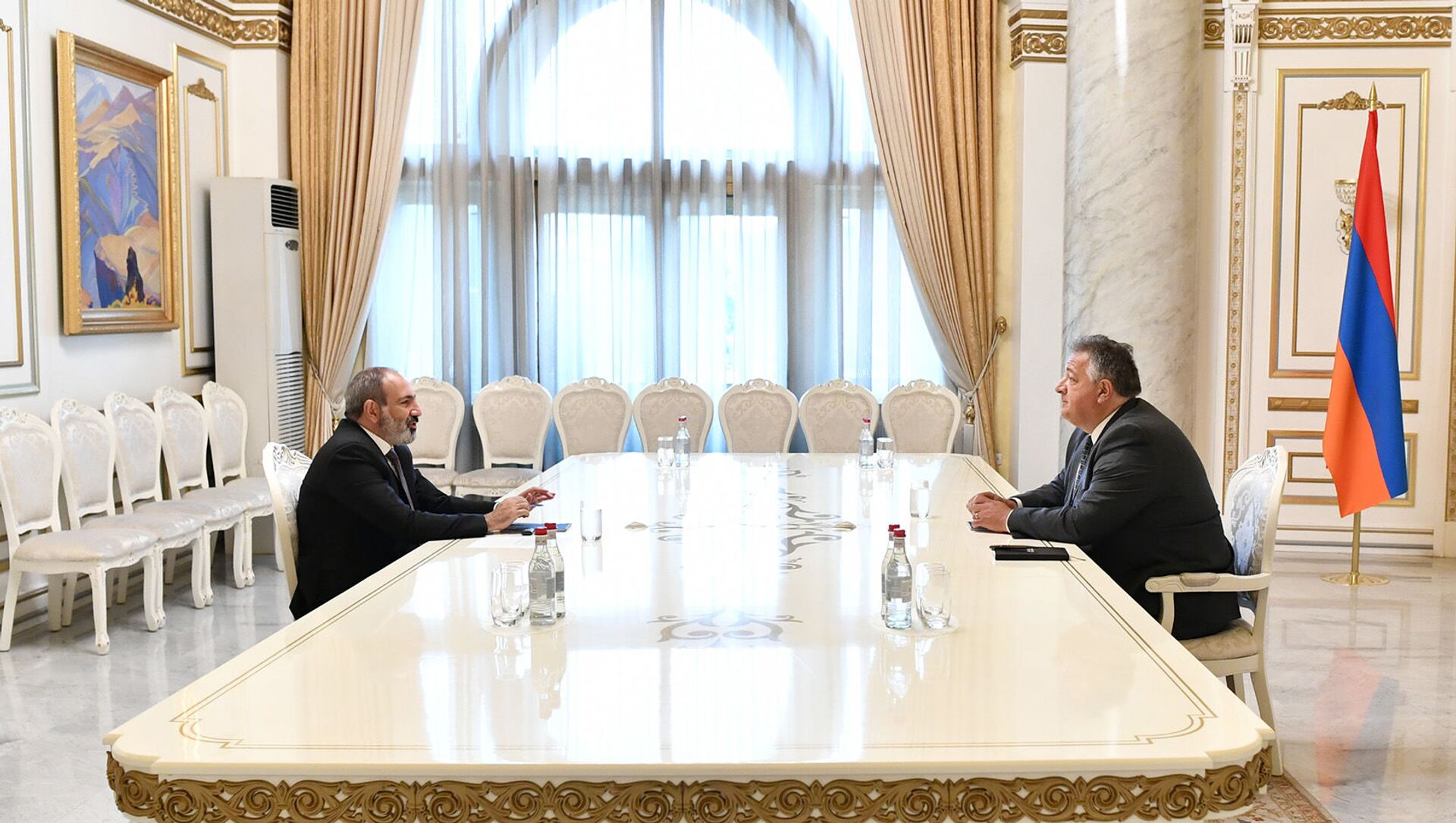 И.о. премьер-министра Никол Пашинян встретился с Нубаром Афеяном (18 июля 2021). Еревaн - Sputnik Армения, 1920, 18.07.2021