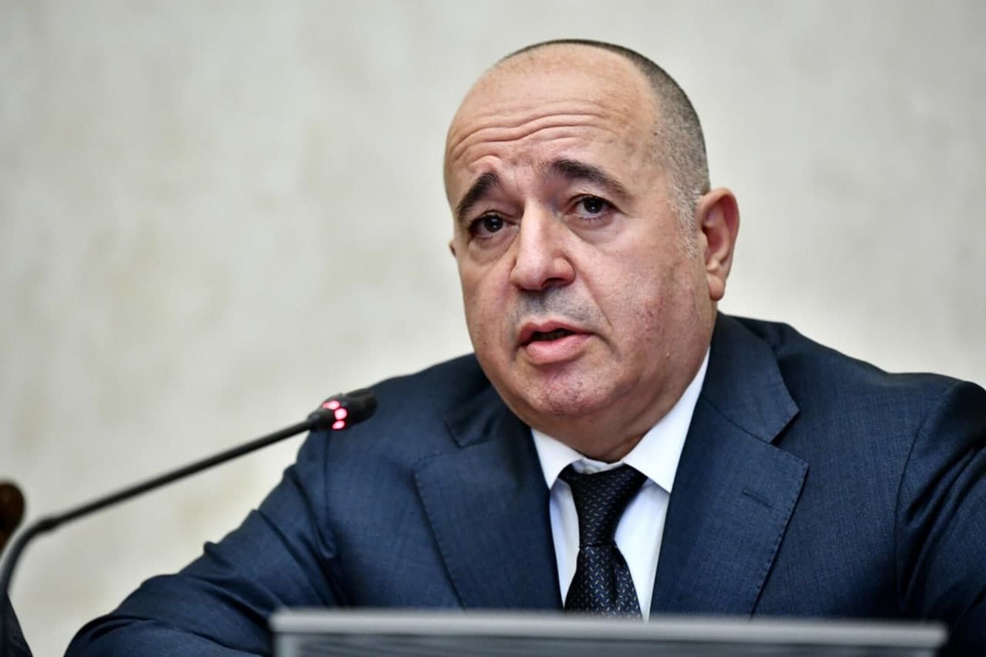Բարեփոխումները բավականին արագ են լինելու. Հարությունյանը ներկայացրել է Արշակ Կարապետյանին Բարեփոխումները բավականին արագ են լինելու. Հարությունյանը ներկայացրել է Արշակ Կարապետյանին - Sputnik Արմենիա, 1920, 21.07.2021
