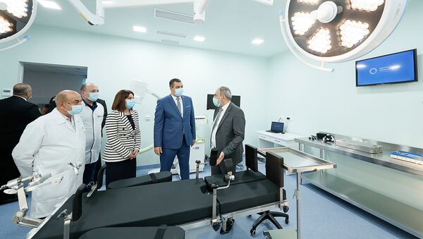 И.о. премьер-министра Никол Пашинян посетил медицинский центр Сурб Григор Лусаворич (26 июля 2021). Еревaн - Sputnik Արմենիա