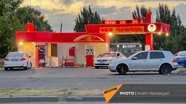 Заправочная станция со сжиженным газом в Ереване - Sputnik Армения