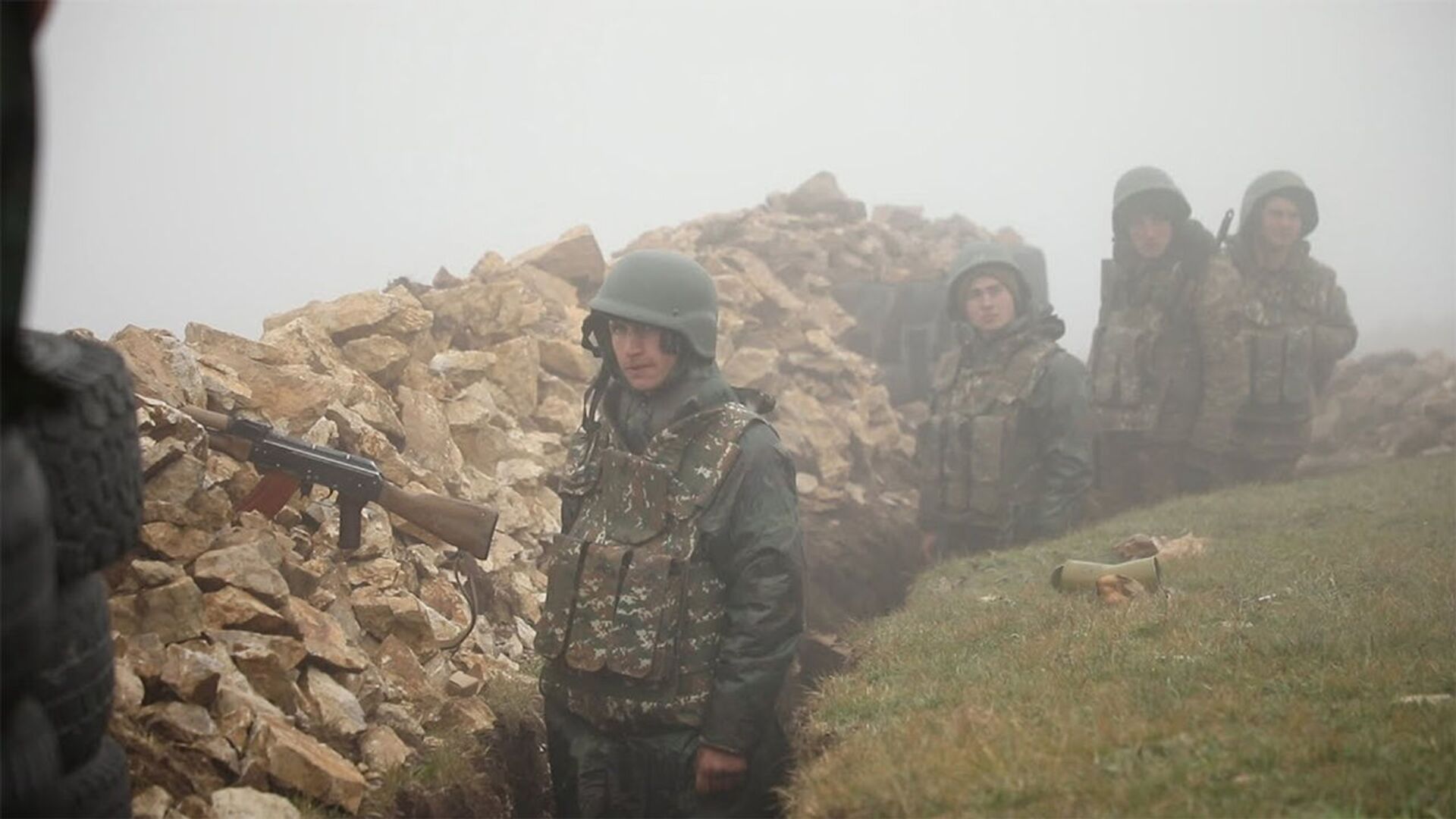 Противник не только был отброшен, но и понес потери – видео с боевого поста ВС Армении Противник не только был отброшен, но и понес потери – видео с боевого поста ВС Армении - Sputnik Армения, 1920, 28.07.2021