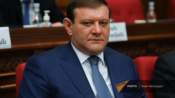 Тарон Маргарян во время первого заседания парламента Армении 8-го созыва (2 августа 2021). Еревaн - Sputnik Армения