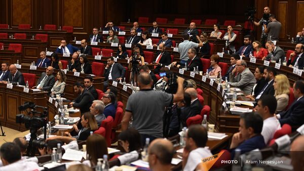Первое заседание парламента Армении 8-го созыва (2 августа 2021). Еревaн - Sputnik Արմենիա