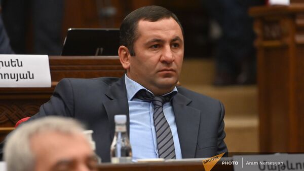 Матевос Асатрян во время первого заседания парламента Армении 8-го созыва (2 августа 2021). Еревaн - Sputnik Армения