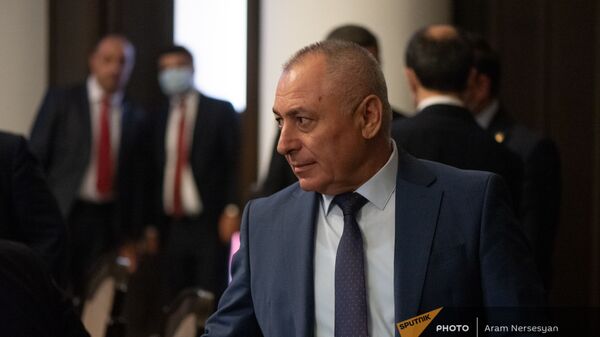 Министр по ЧС Андраник Пилоян на заседании правительства (6 августа 2021). Еревaн - Sputnik Армения