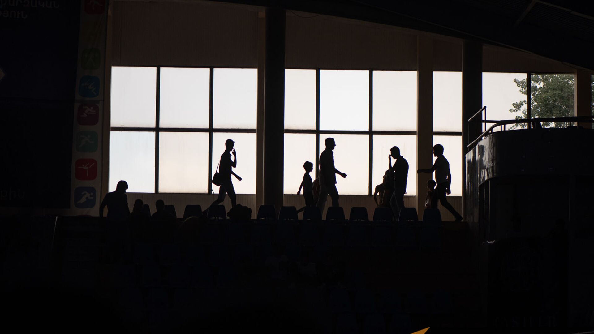 Зрители международных соревнований по ММА, проходивших на стадионе Динамо в Ереване - Sputnik Армения, 1920, 06.11.2021