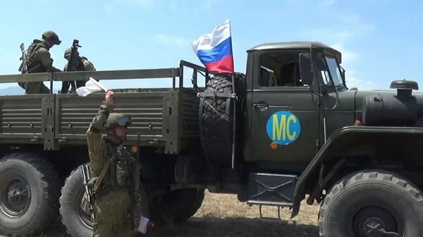 Российские миротворцы впервые отработали тактику действий «кочующего» миномета в горах Нагорного Карабаха - Sputnik Армения