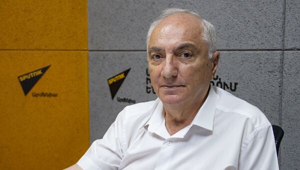 Лидер Демократической партии Арам Саркисян в гостях радио Sputnik - Sputnik Армения