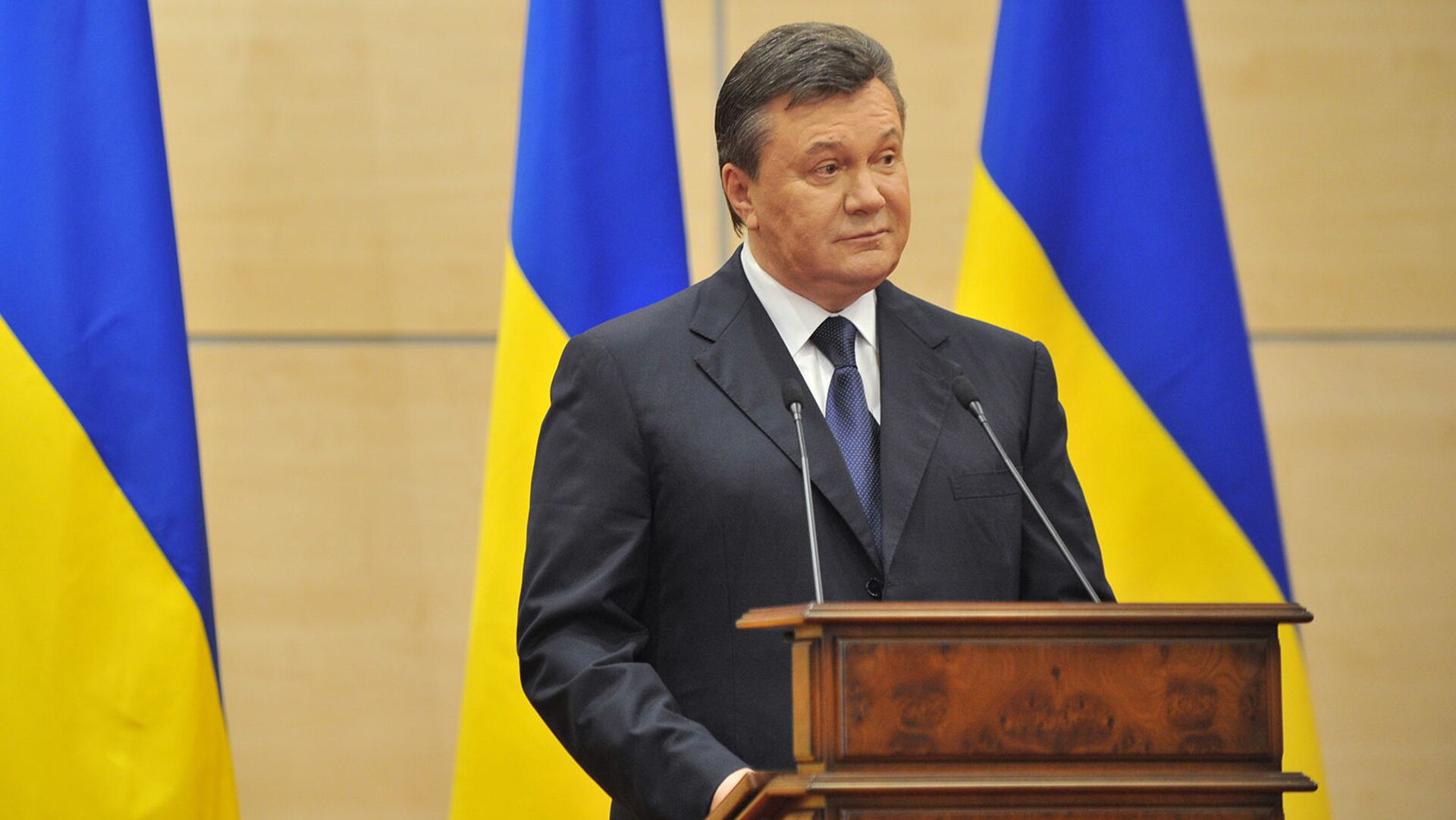 Виктор Янукович, объявивший себя ранее легитимным президентом Украины, выступает на пресс-конференции (11 марта 2014). Ростов-на-Дону - Sputnik Արմենիա, 1920, 17.08.2021