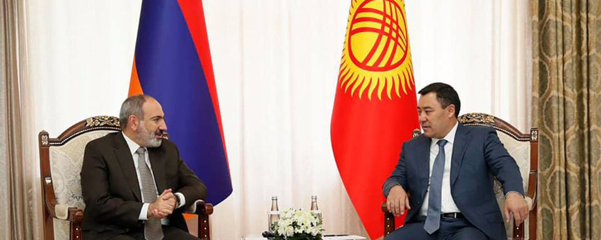 Премьер-министр Никол Пашинян встретился с президентом Кыргызстана Садиром Жапаровым (19 августа 2021). Кыргызстан - Sputnik Армения, 1920, 19.08.2021