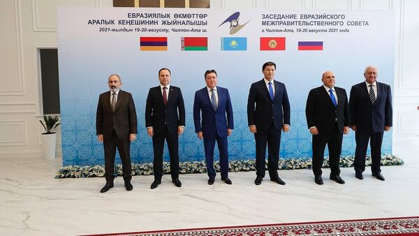 Премьер-министр Никол Пашинян на заседании Евразийского межправительственного совета в узком составе (19 августа 2021). Кыргызстан - Sputnik Армения
