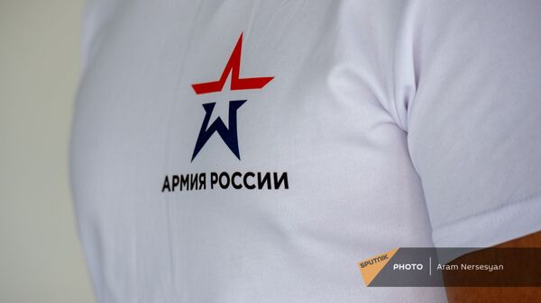 Российская делегация прибыла в Дилижан для участия в  конкурсе Воин мира в рамках Армейских международных игр-2021 - Sputnik Армения