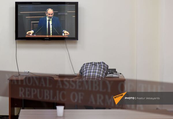 Խորհրդարանի նիստի ժամանակ. 24 օգոստոսի Խորհրդարանի նիստի ժամանակ. 24 օգոստոսի - Sputnik Արմենիա