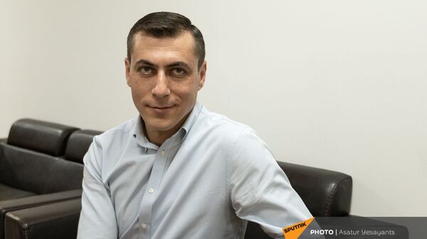Главный синоптик Гагик Суренян в гостях радио Sputnik - Sputnik Армения