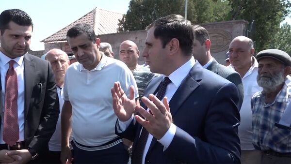 Вице-премьер Сурен Папикян посетил «Прошянский винно-коньячный завод» (9 сентября 2021). Армавир - Sputnik Армения