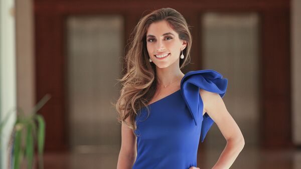 Участница конкурса Мисс Вселенная Армения и Мисс мира Армения Кристина Аянян - Sputnik Армения