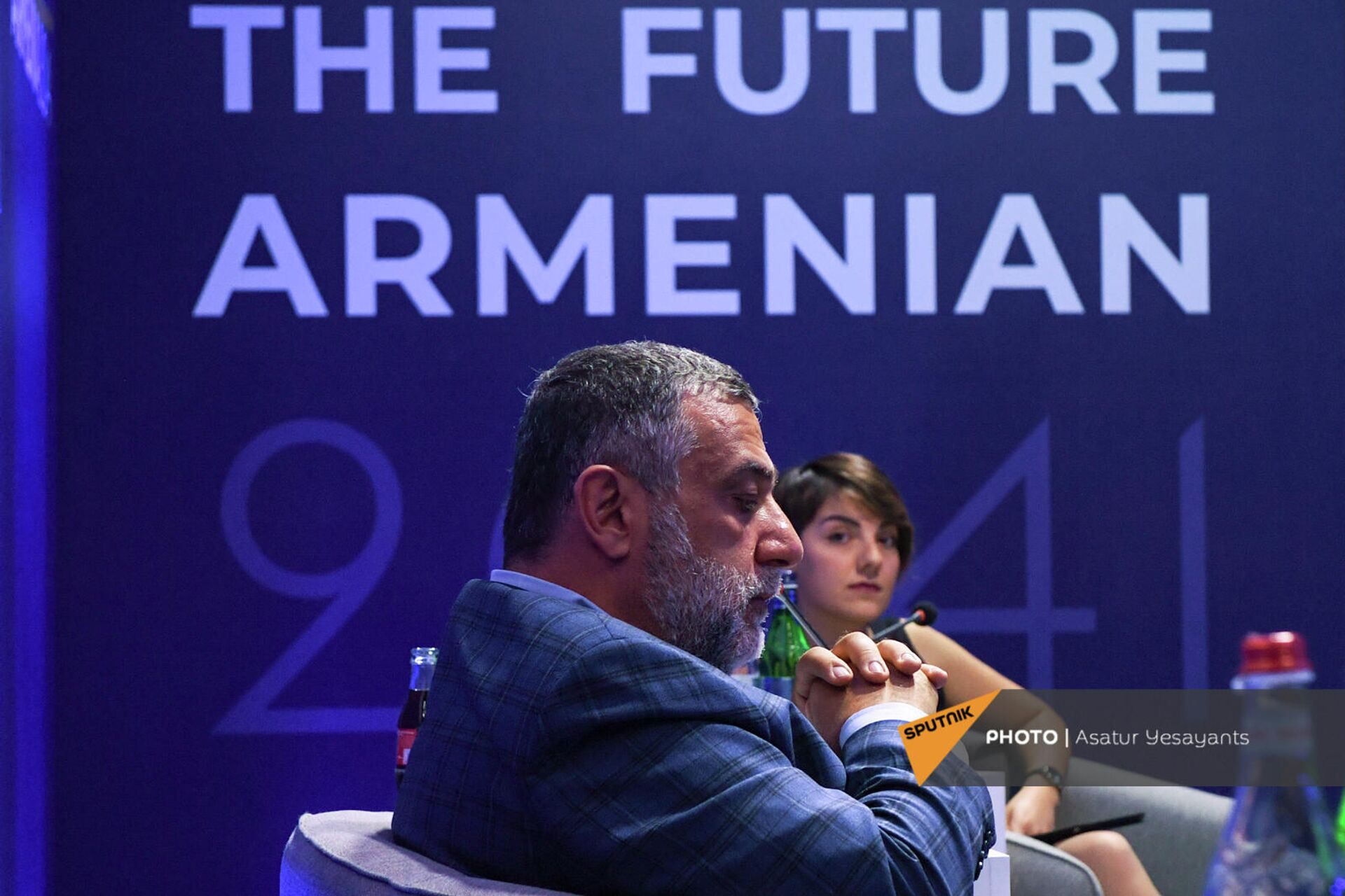 Рубен Варданян на форуме Из Армении 2020 в Армению 2041 (19 сентября 2021). Еревaн Рубен Варданян на форуме Из Армении 2020 в Армению 2041 (19 сентября 2021). Еревaн - Sputnik Армения, 1920, 19.09.2021