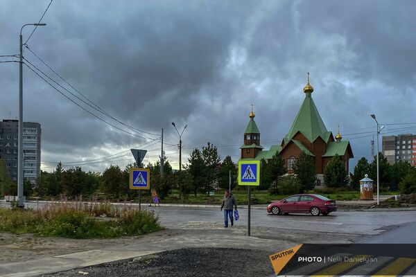Церковь в городе Полярные Зори Церковь в городе Полярные Зори - Sputnik Армения
