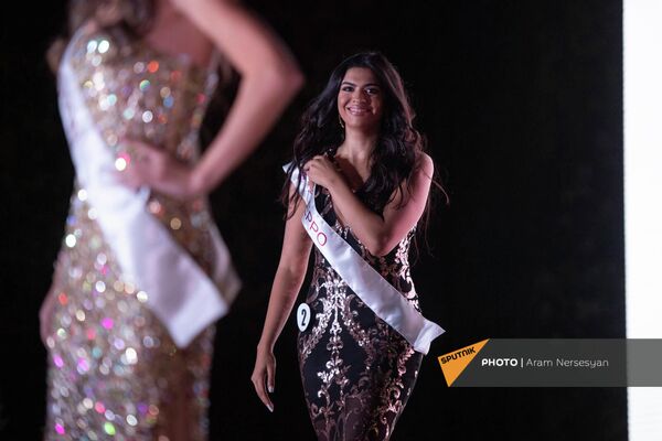 Победительница &quot;Мисс Вселенная Армения&quot; Мирна Бздикян - Sputnik Армения