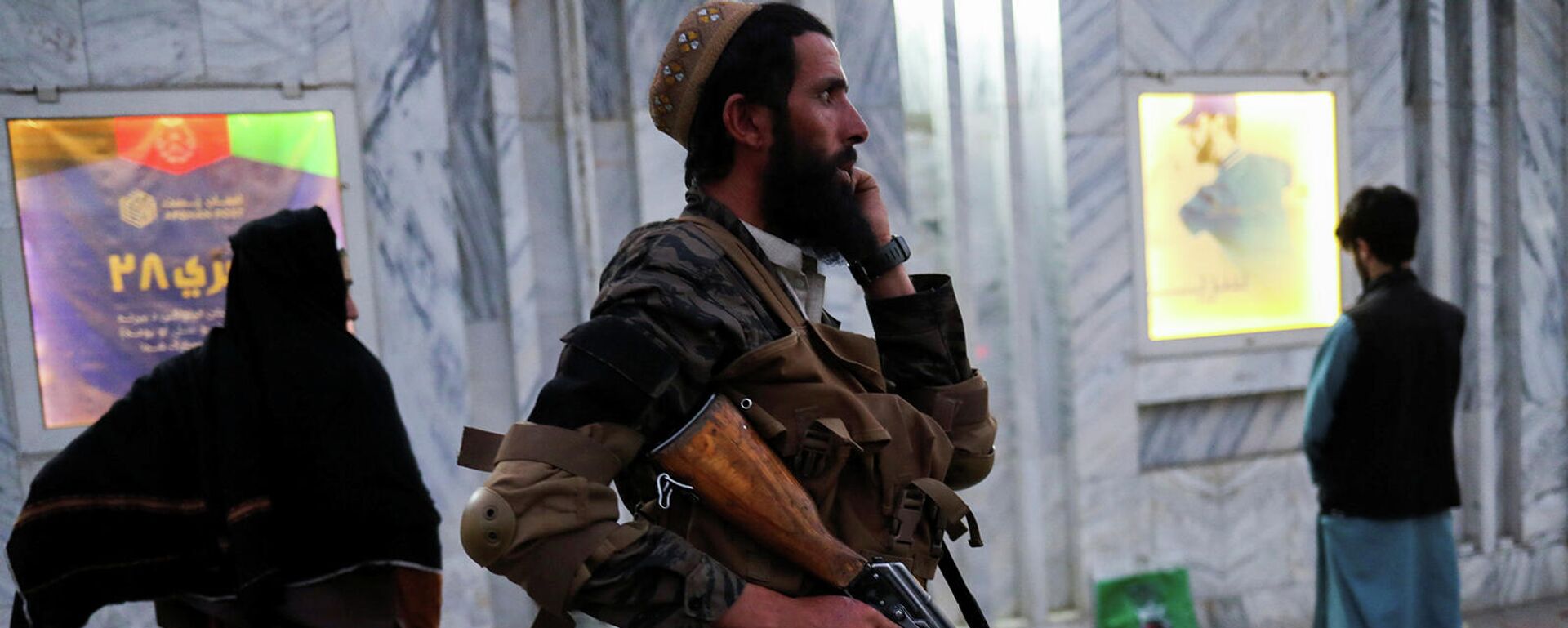 Боевик Талибана на улице в Кабуле (16 сентября 2021). Афганистан - Sputnik Армения, 1920, 24.09.2021