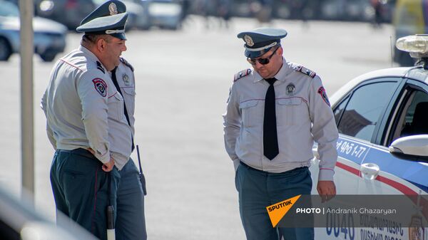Полицейские на площади Республики  - Sputnik Արմենիա