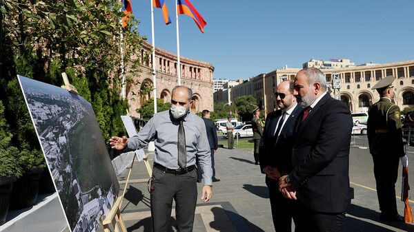 Փաշինյանին ներկայացրել են բուսաբանական այգում հիմնվելիք Կյանքի պուրակի նախագիծը  - Sputnik Արմենիա