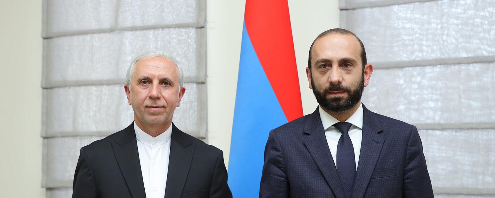 ՀՀ ԱԳ նախարար Արարատ Միրզոյանն ընդունել է Հայաստանում Իրանի դեսպան Աբբաս Բադախշան Զոհուրին ՀՀ ԱԳ նախարար Արարատ Միրզոյանն ընդունել է Հայաստանում Իրանի դեսպան Աբբաս Բադախշան Զոհուրին - Sputnik Արմենիա, 1920, 30.09.2021