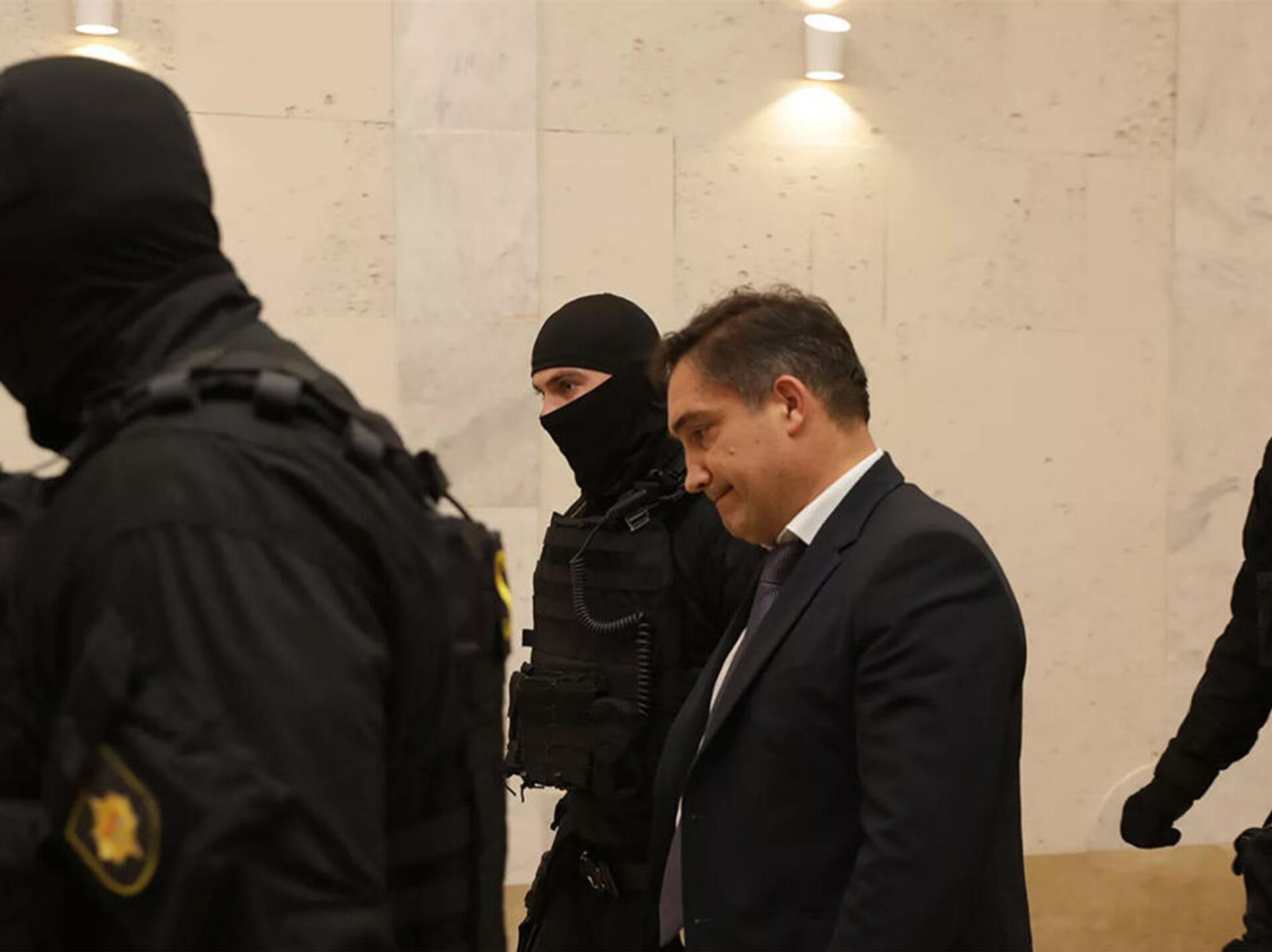 задержание в орле мошенников в 2022в. задержание уголовноеьдело. в молдове обыски. задержание орловского александра. задержания военных в москве.