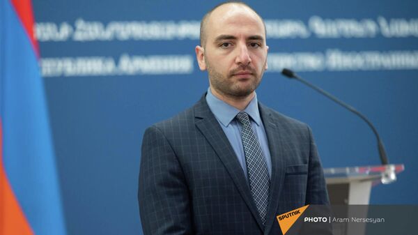 Пресс-секретарь МИД Армении Ваган Унанян - Sputnik Армения