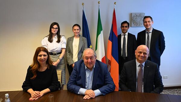 Президент Армен Саркисян посетил почетное консульство Армении в Венеции. - Sputnik Армения