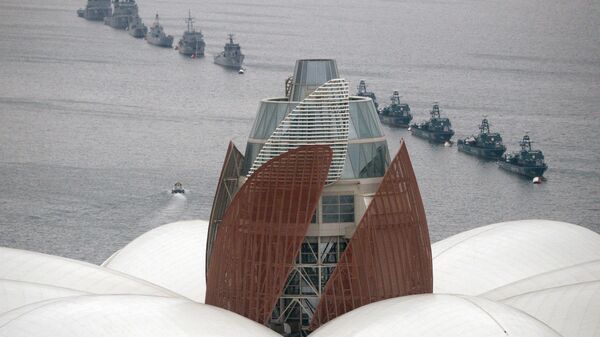 Военные корабли ВМС Азербайджана во время подготовки к репетиции военного парада в Баку - Sputnik Армения
