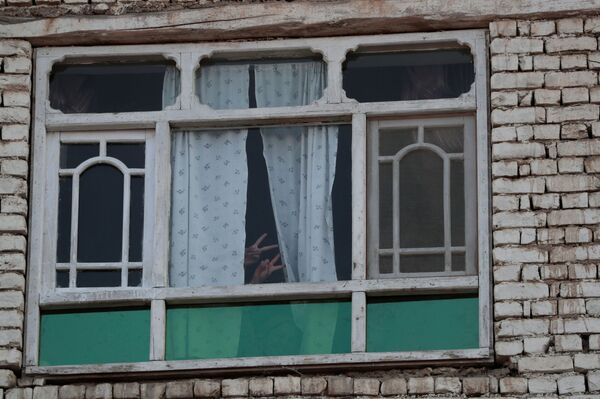 Знак Победы в окне, Кабул. - Sputnik Армения