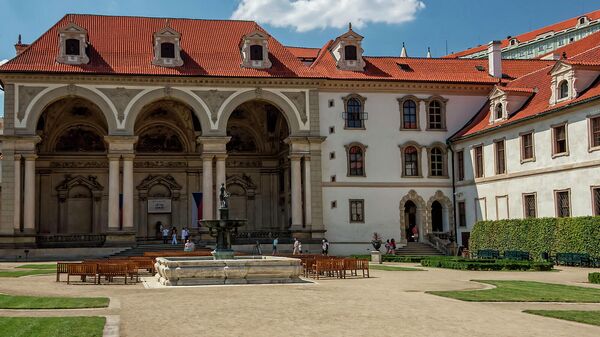 Вальдштейнский дворец, где заседает сенат Чехии - Sputnik Армения