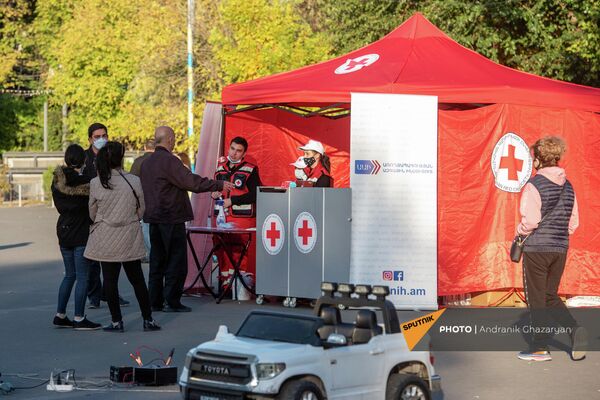 «Պատվաստման օր Երևանում» «Պատվաստման օր Երևանում» - Sputnik Արմենիա