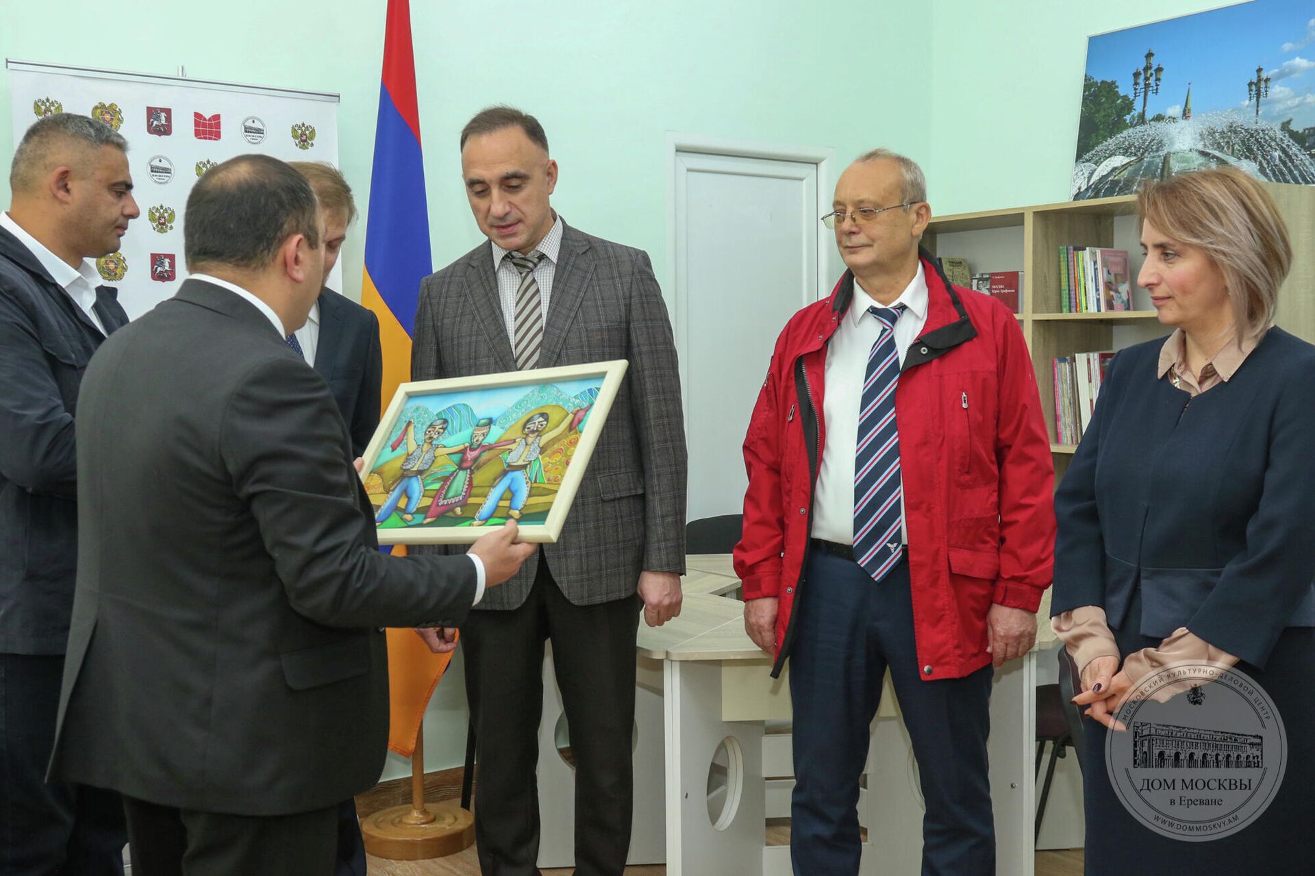Открытие Русского центра в селе Малишка Вайоцдзорской области Открытие Русского центра в селе Малишка Вайоцдзорской области - Sputnik Արմենիա, 1920, 27.10.2021